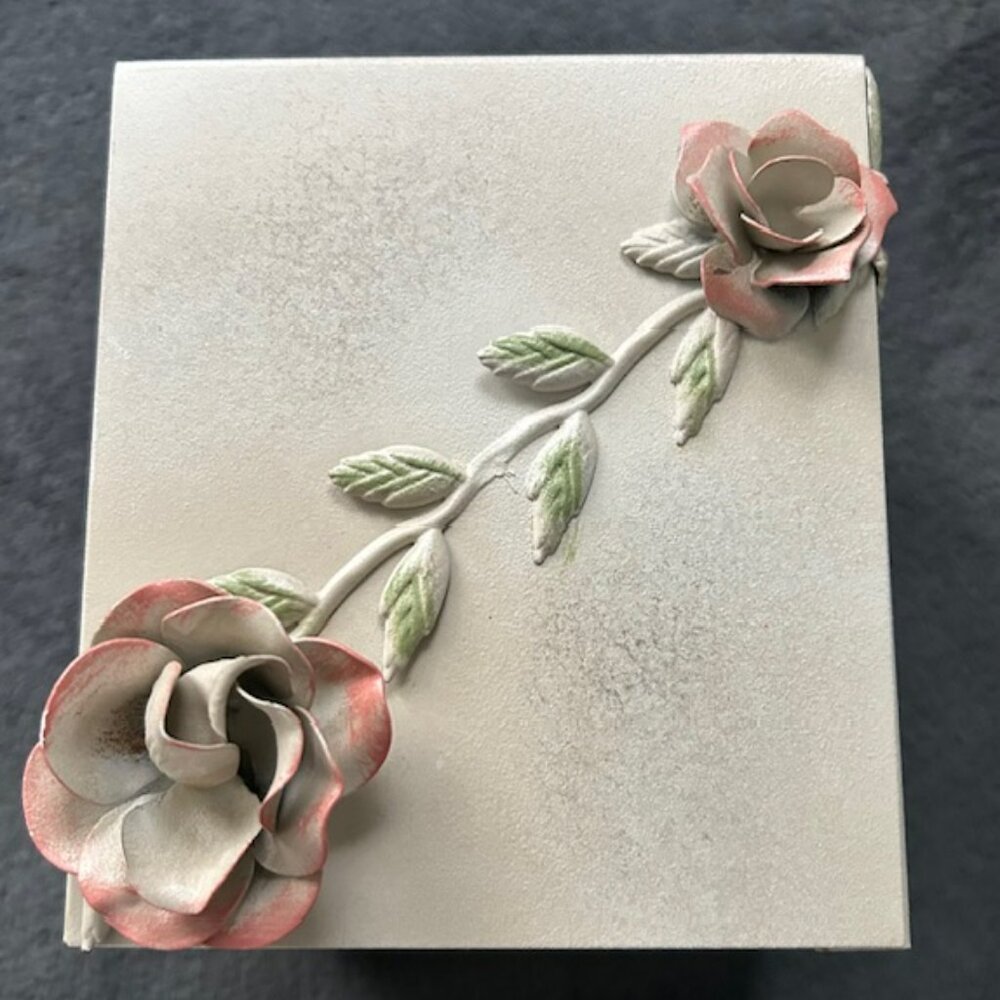 Floral Bathroom Set: 3-Piece Metal - Picture 6 of 11